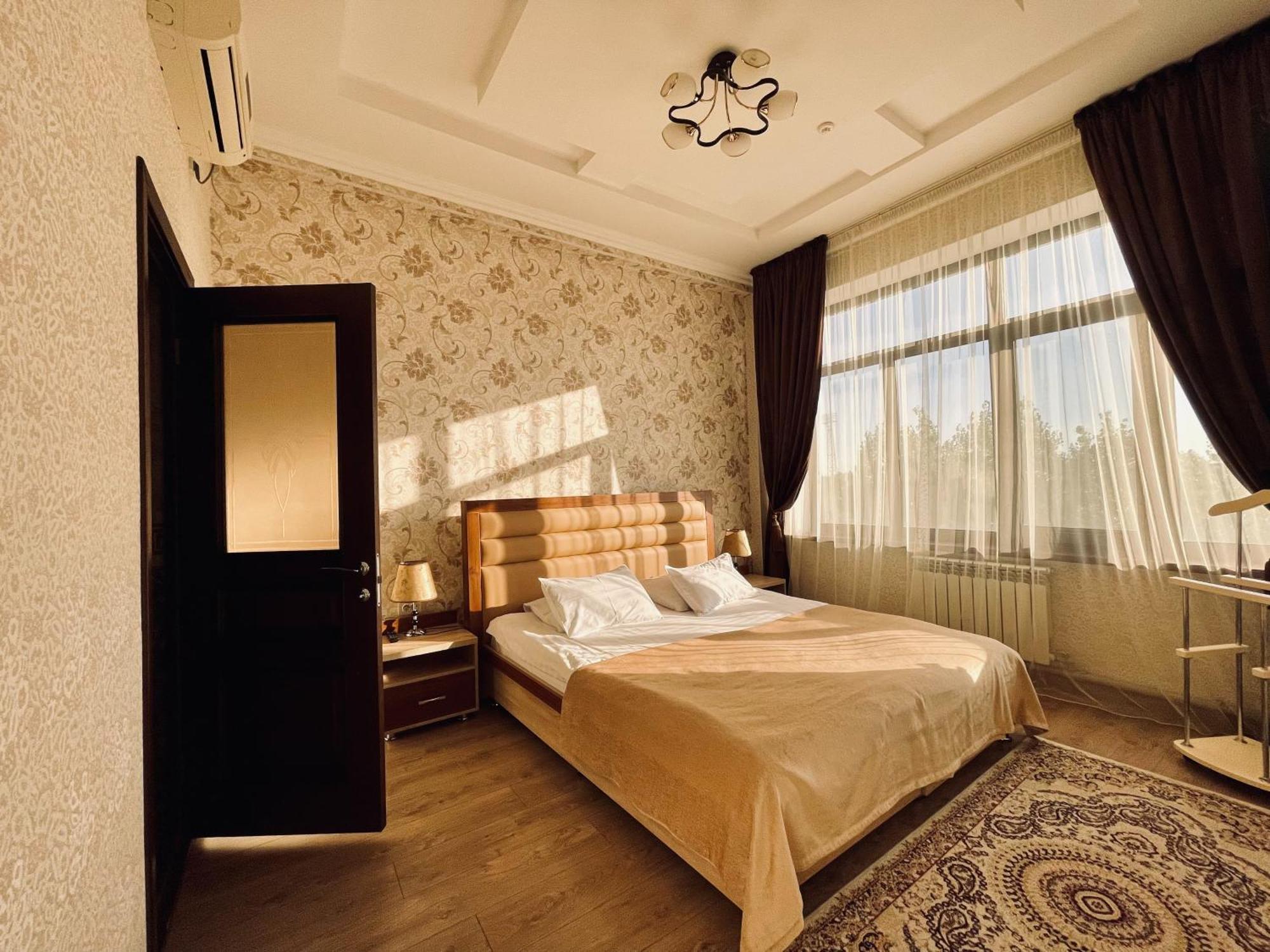 Hotel Dostyk à Kyzylorda Extérieur photo