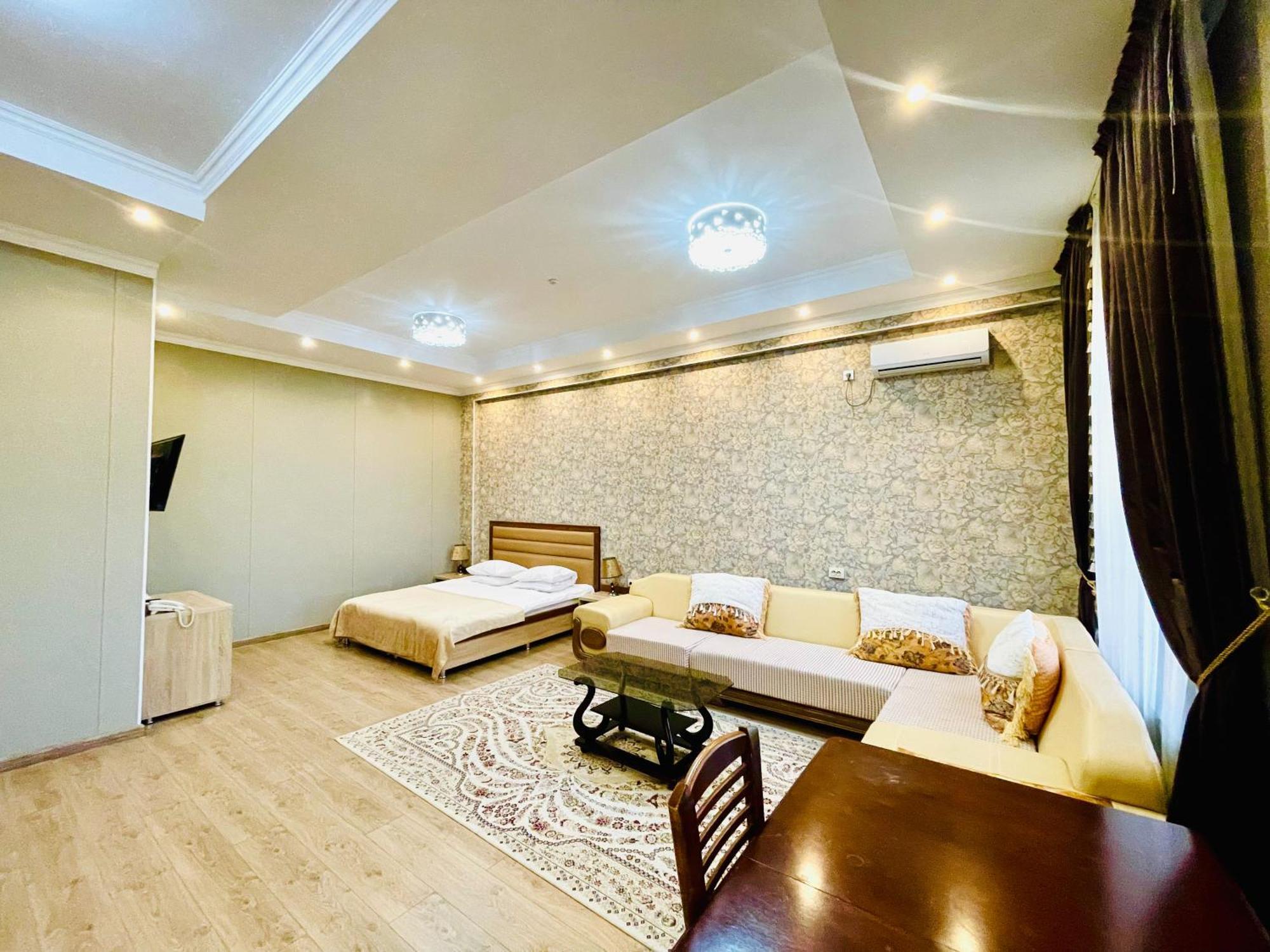 Hotel Dostyk à Kyzylorda Extérieur photo