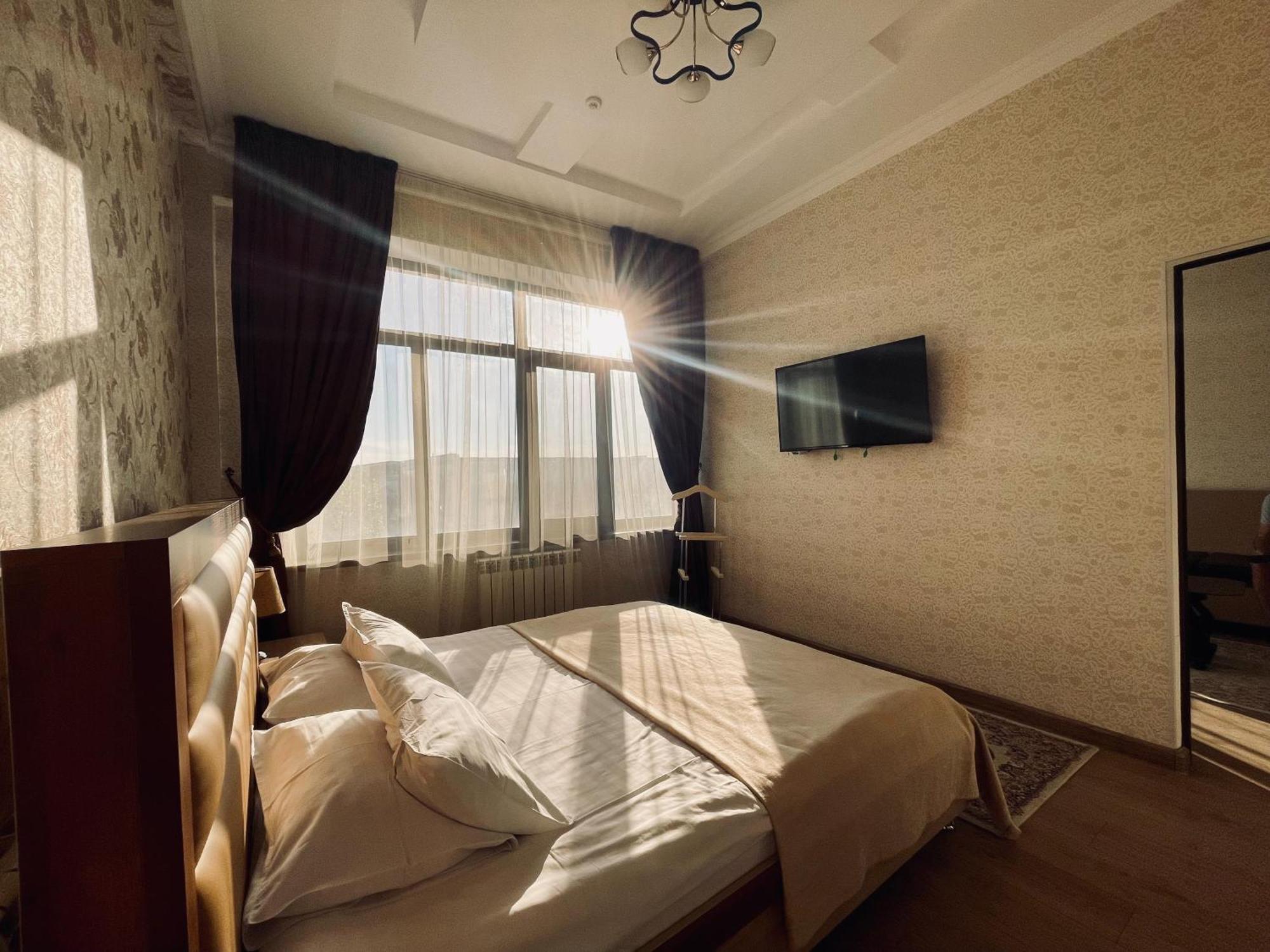 Hotel Dostyk à Kyzylorda Extérieur photo