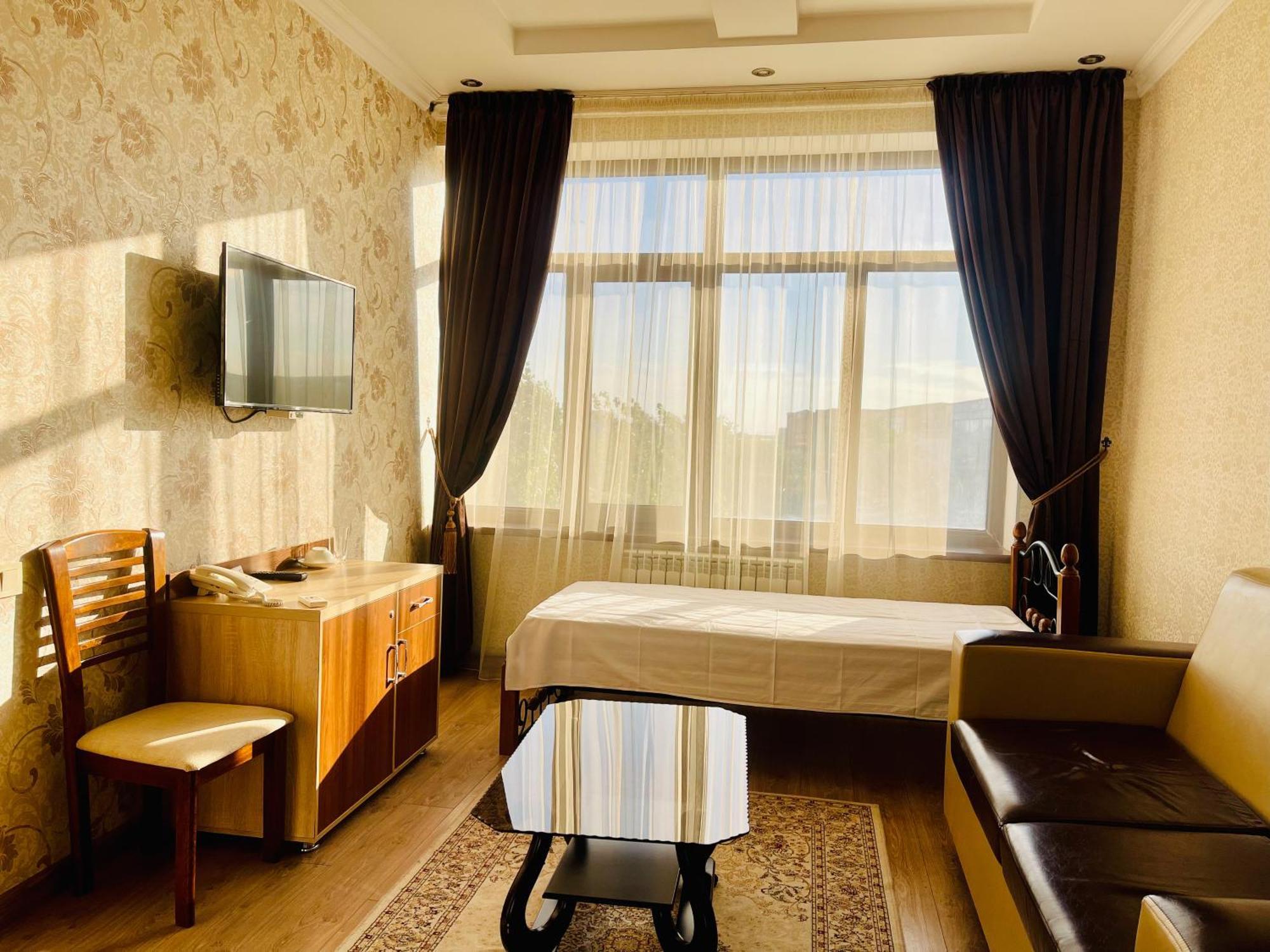 Hotel Dostyk à Kyzylorda Extérieur photo