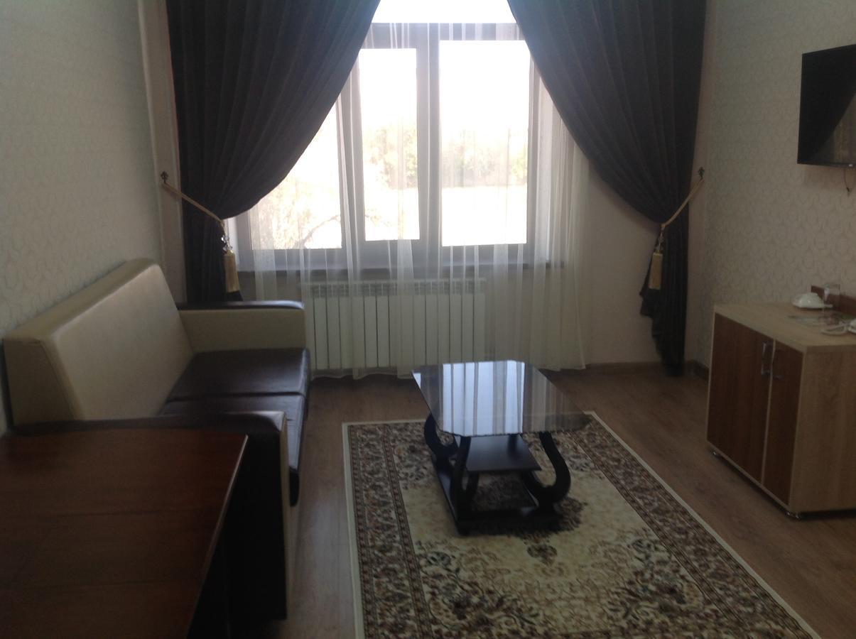 Hotel Dostyk à Kyzylorda Extérieur photo