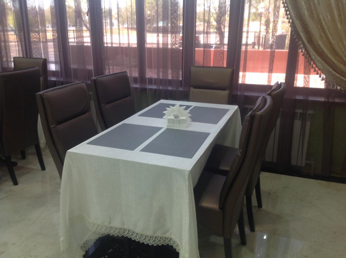 Hotel Dostyk à Kyzylorda Extérieur photo