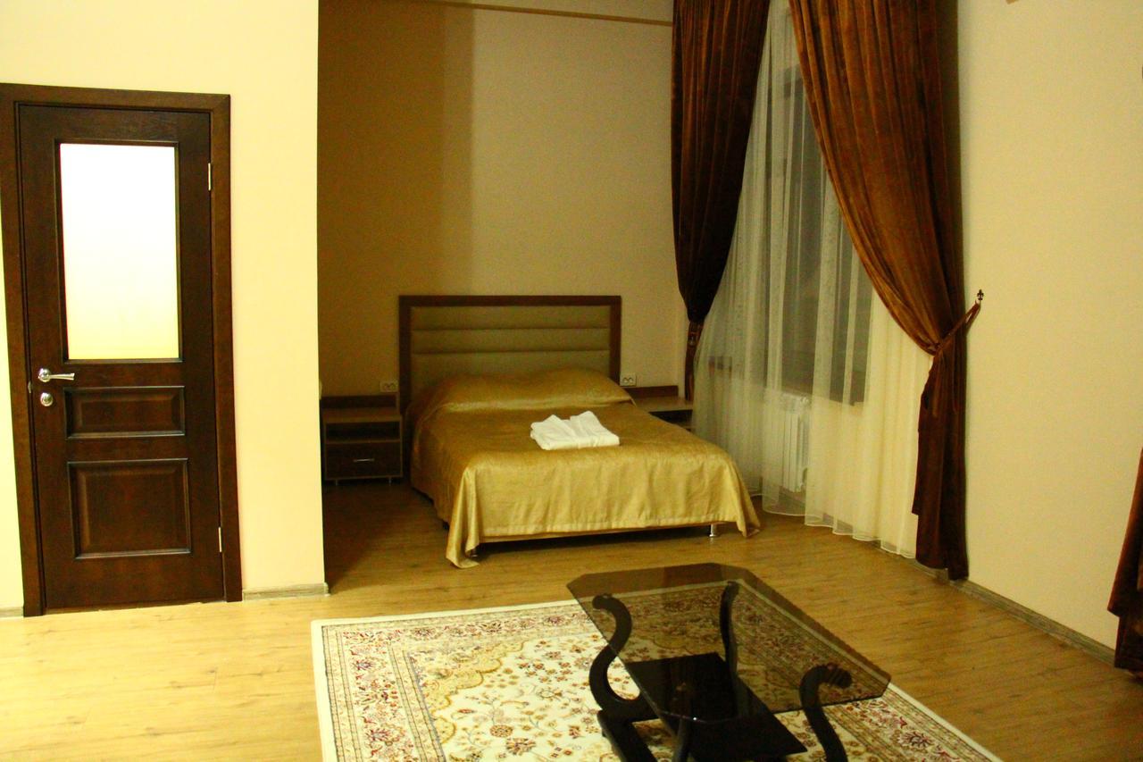 Hotel Dostyk à Kyzylorda Extérieur photo