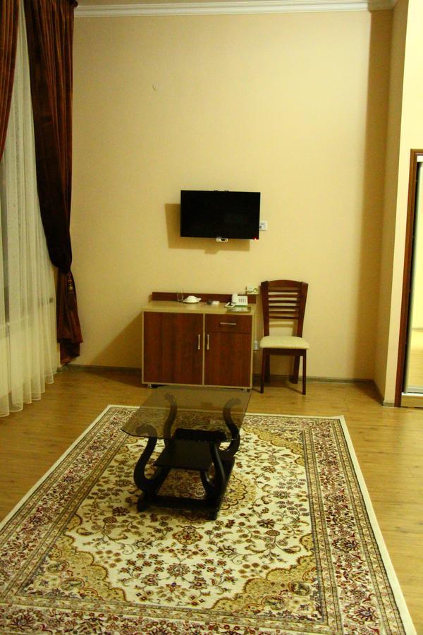 Hotel Dostyk à Kyzylorda Extérieur photo